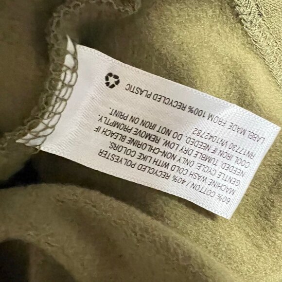 Take Pride Target Fleece Graphic Hoodie Cropped Green Large - Picture 7 of 7